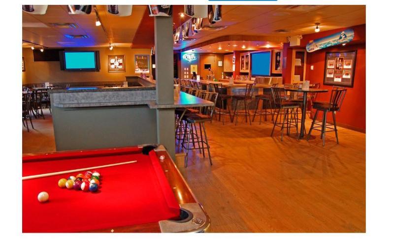 Travelodge By Wyndham Fort Mcmurray Bagian luar foto